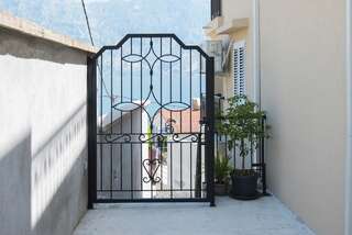 Апартаменты Villa MilaMi Котор Апартаменты с видом на горы-4